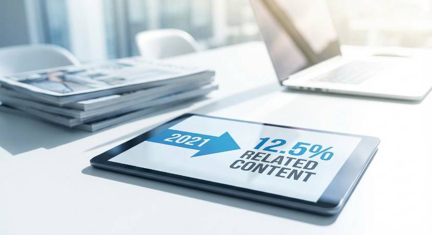 2021年社会消费品零售总额比上年增长12.5%