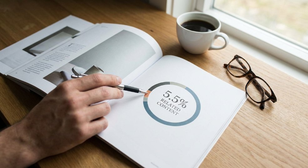 财政赤字率下降却支出大增，原来今年隐藏着万亿级资金池第一张图