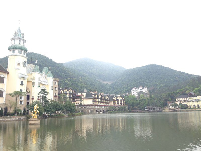 粉刷墙面甲醛及施工指南 粉刷墙面开裂是什么原因