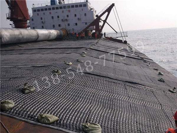 土工复合软体排